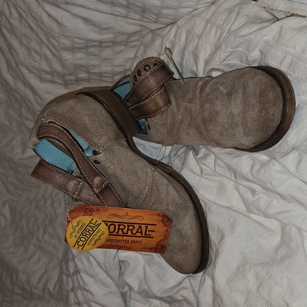 *NEW* CORRAL Booties